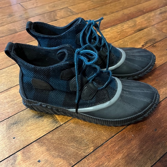 Women’s SOREL rain boots size 8.5-9 - Picture 1 of 3